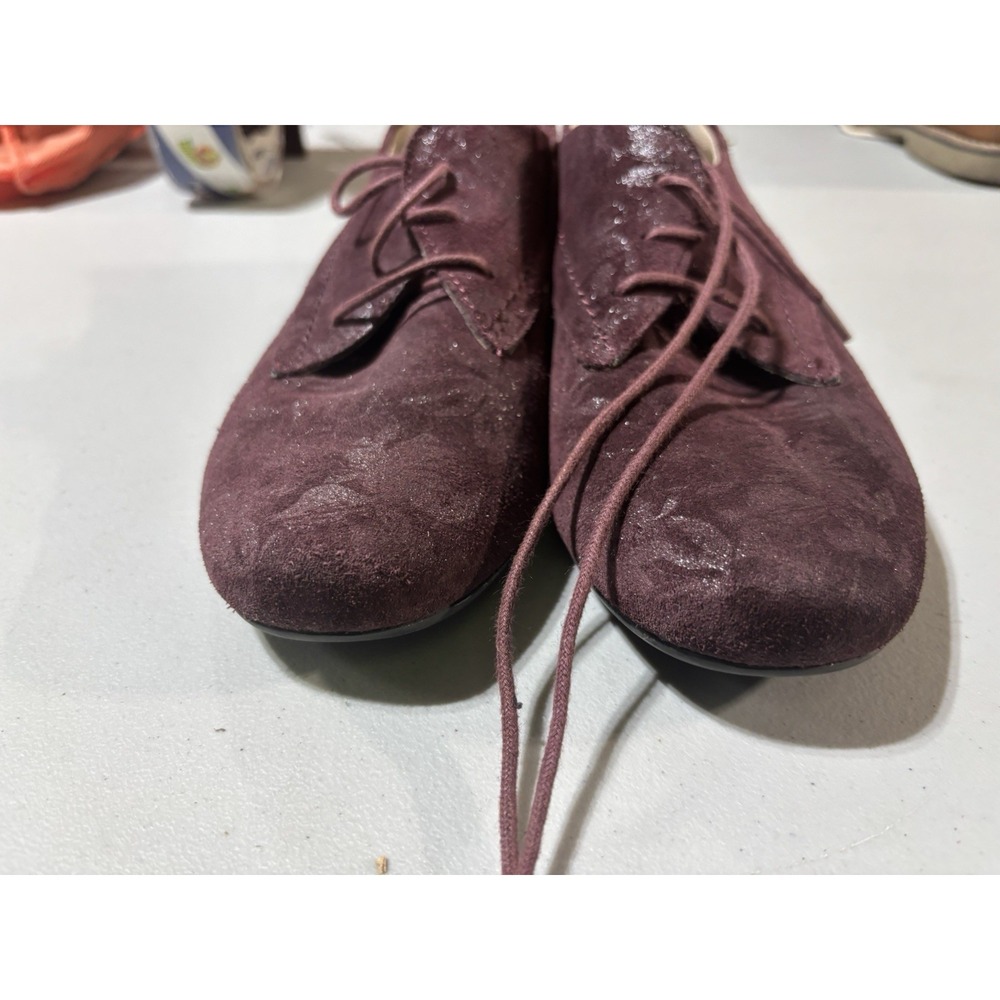 Taos Footwear Women’s Suede Moccasins in Burgundy